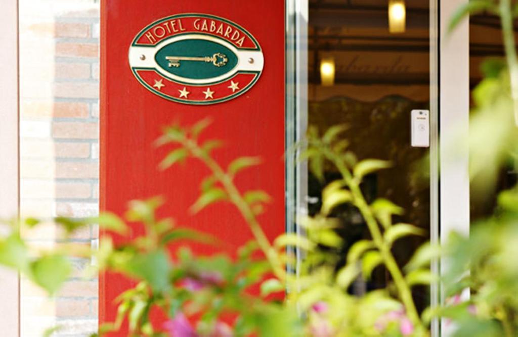 Hotel Gabarda Carpi Kültér fotó