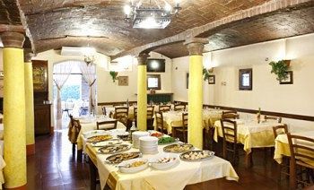 Hotel Gabarda Carpi Kültér fotó